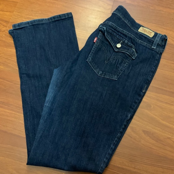 Levi’s Women’s 515 Bootcut/ Button Pocket, mid - rise, 32/34 (14L) blue jeans - Picture 2 of 16
